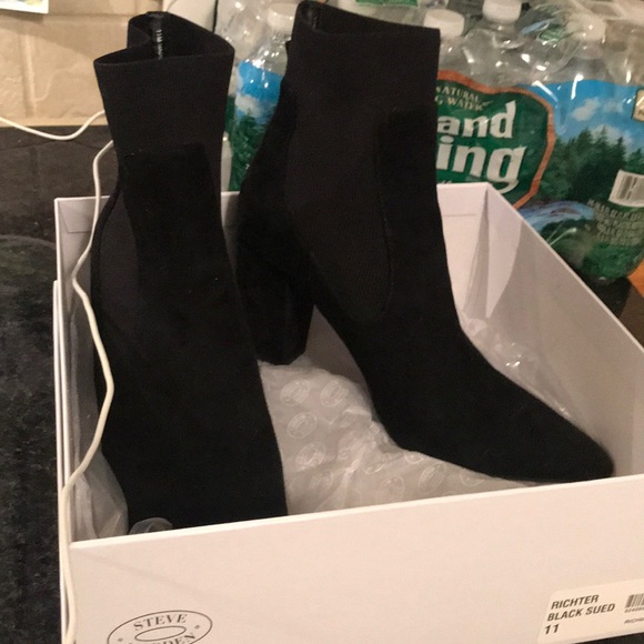 Steve Madden Shoes - Steve Madden Richter booties